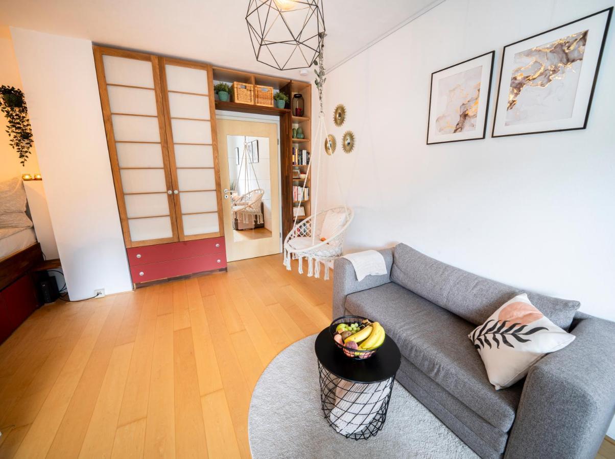 Zentrale & Gemuetliche Wohnung Mit Sonnenbalkon Essen Eksteriør billede